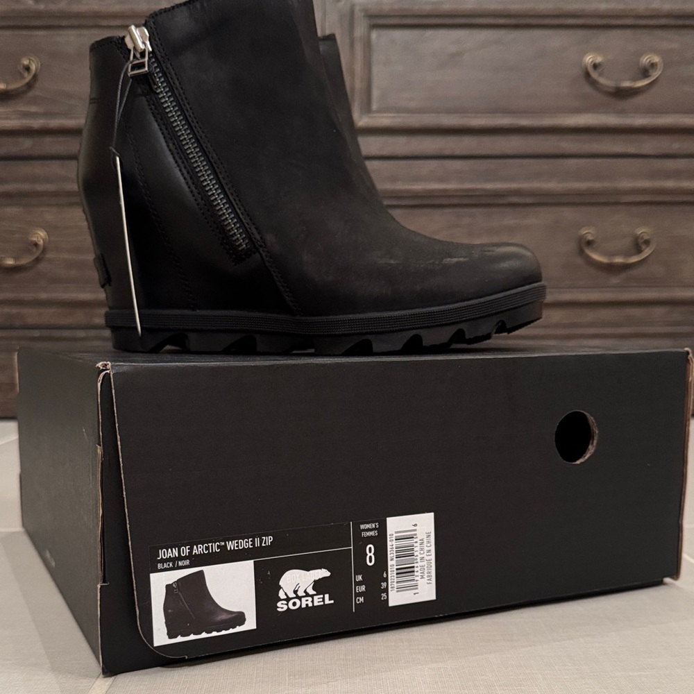 Sorel Women's Black Ankle Booties